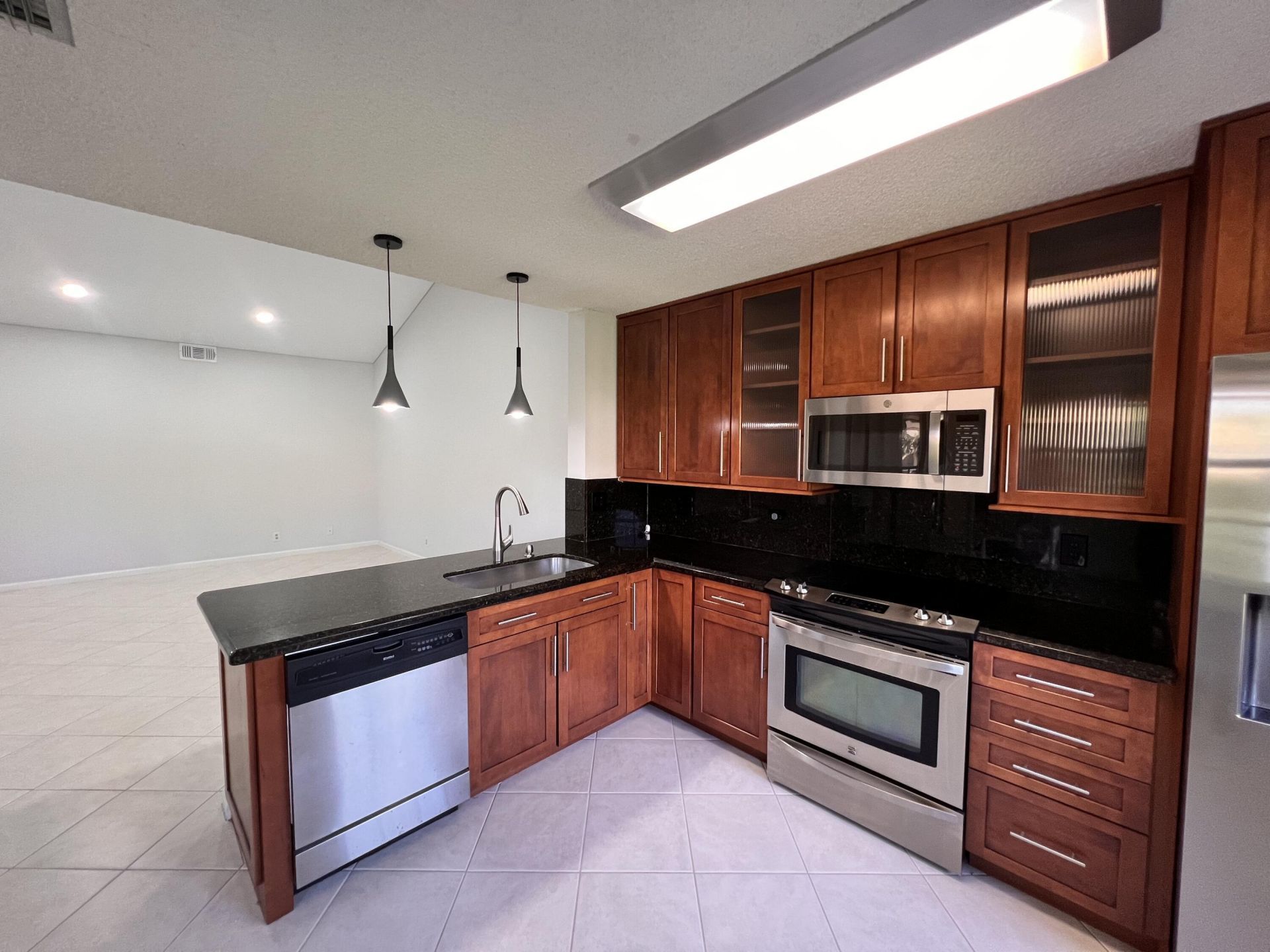 6614 Via Regina, Boca Raton, FL 33433 Photo