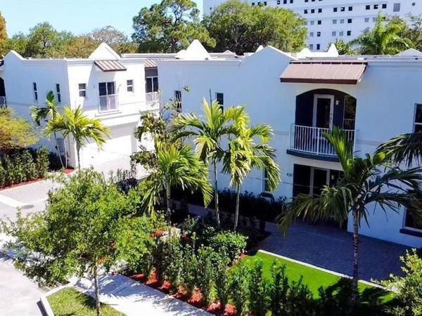 420 SE 16TH Street, Fort Lauderdale, FL 33316