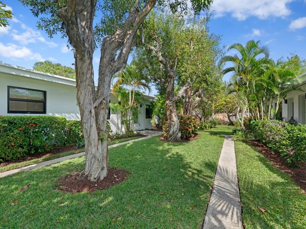 241 NE 10th Street, Delray Beach, FL 33444