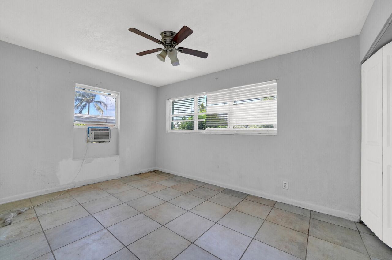 111 Ocean Parkway, Boynton Beach, FL 33435 Photo