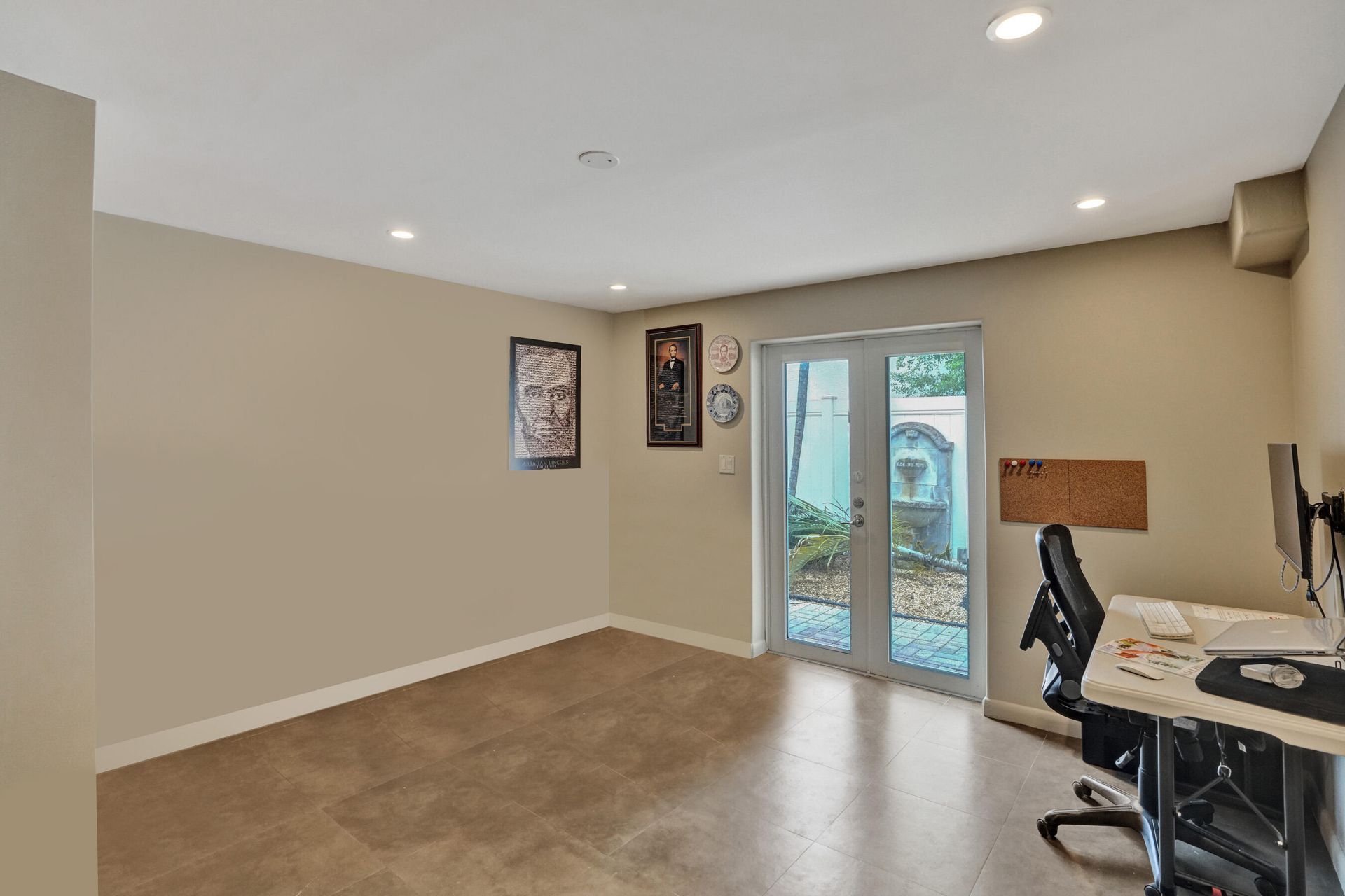 908 NE 16th Place, Fort Lauderdale, FL 33305 Photo