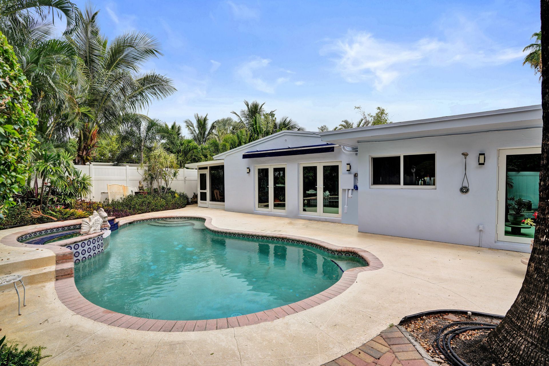 908 NE 16th Place, Fort Lauderdale, FL 33305 Photo