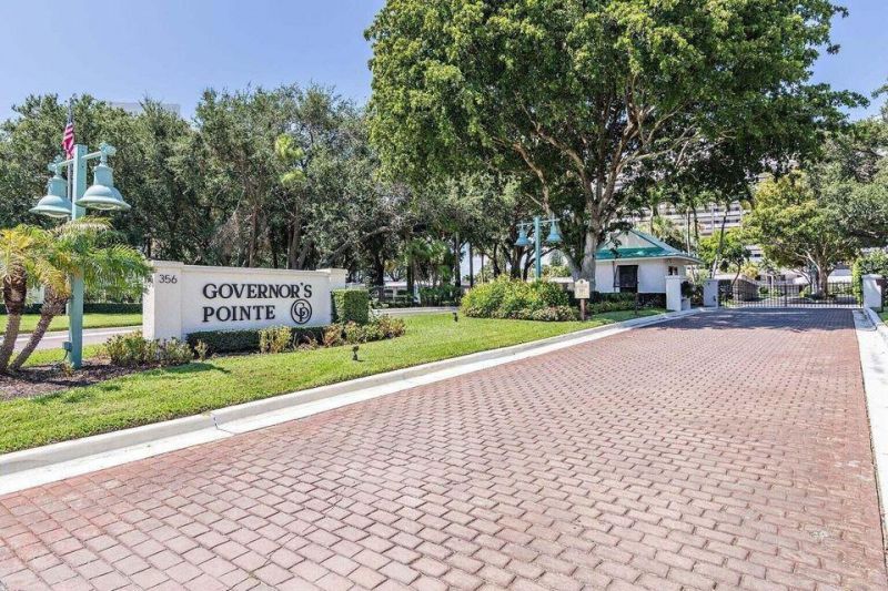 356 Golfview Road, Unit 405, North Palm Beach, FL 33408 Photo