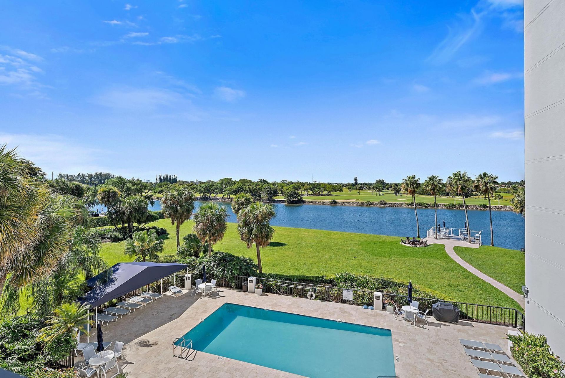 356 Golfview Road, Unit 405, North Palm Beach, FL 33408 Photo