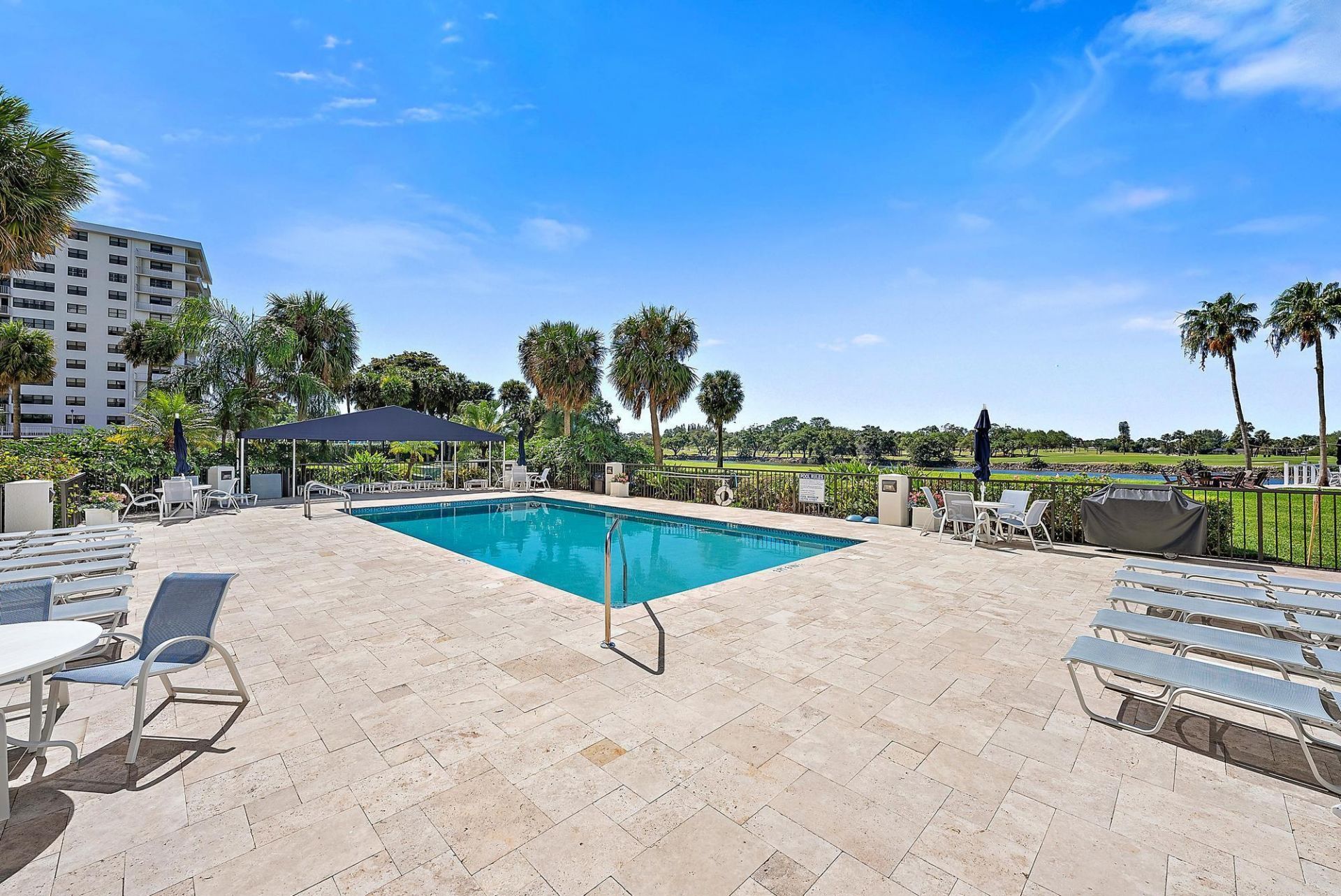 356 Golfview Road, Unit 405, North Palm Beach, FL 33408 Photo