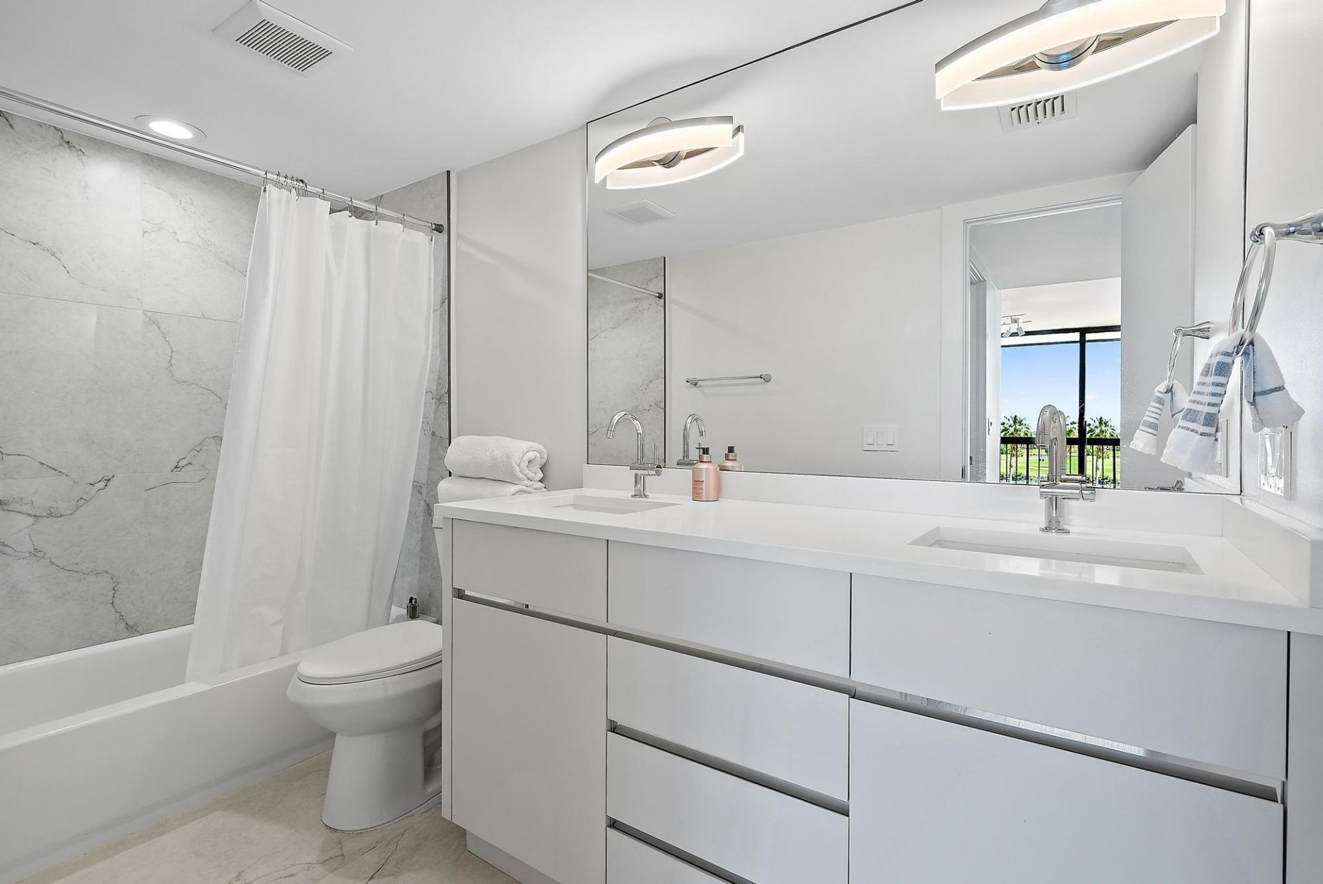 356 Golfview Road, Unit 405, North Palm Beach, FL 33408 Photo