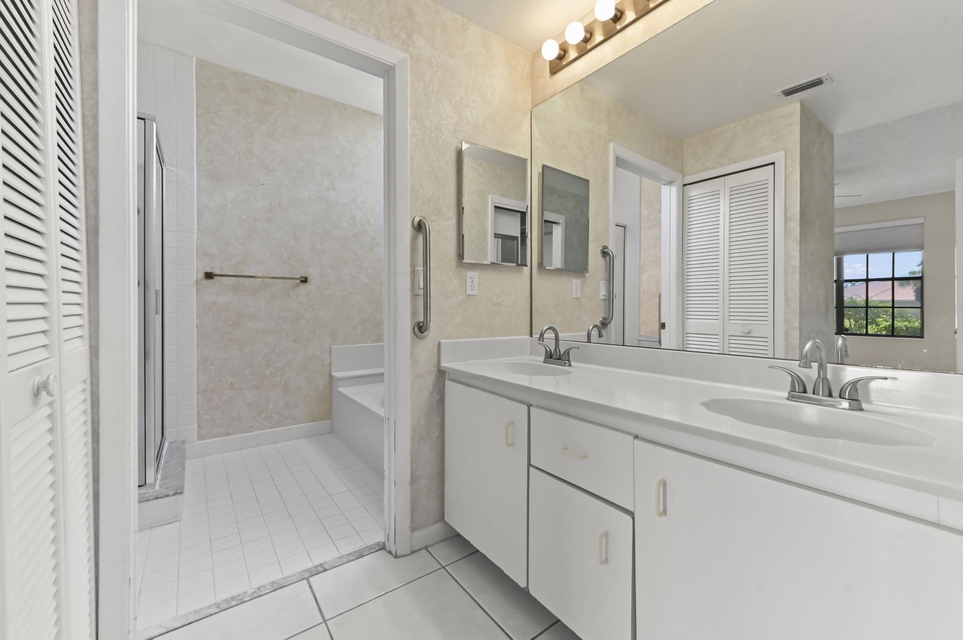 5965 Parkwalk Drive, Unit 913, Boynton Beach, FL 33472 Photo