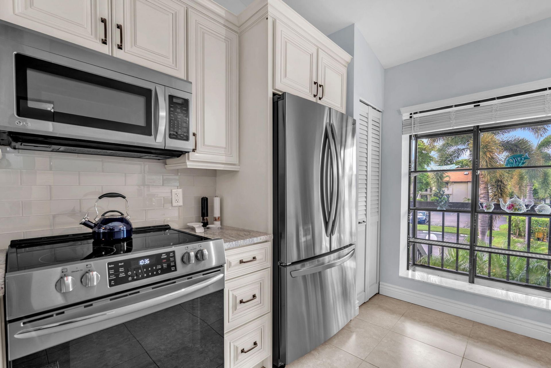 3318 Lucerne Park Drive, Greenacres, FL 33467 Photo