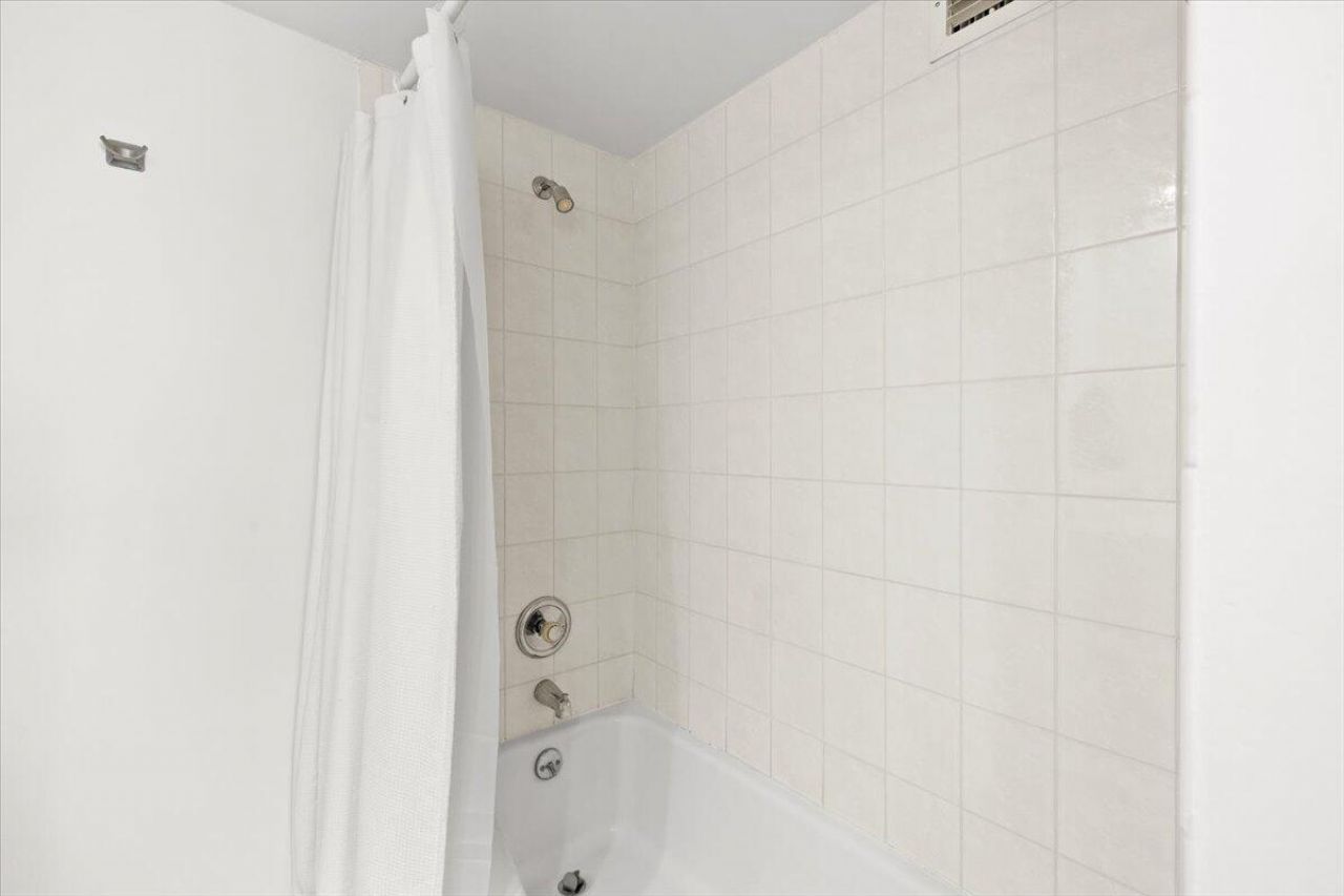 1630 N Ocean Boulevard, Unit 1011, Pompano Beach, FL 33062 Photo