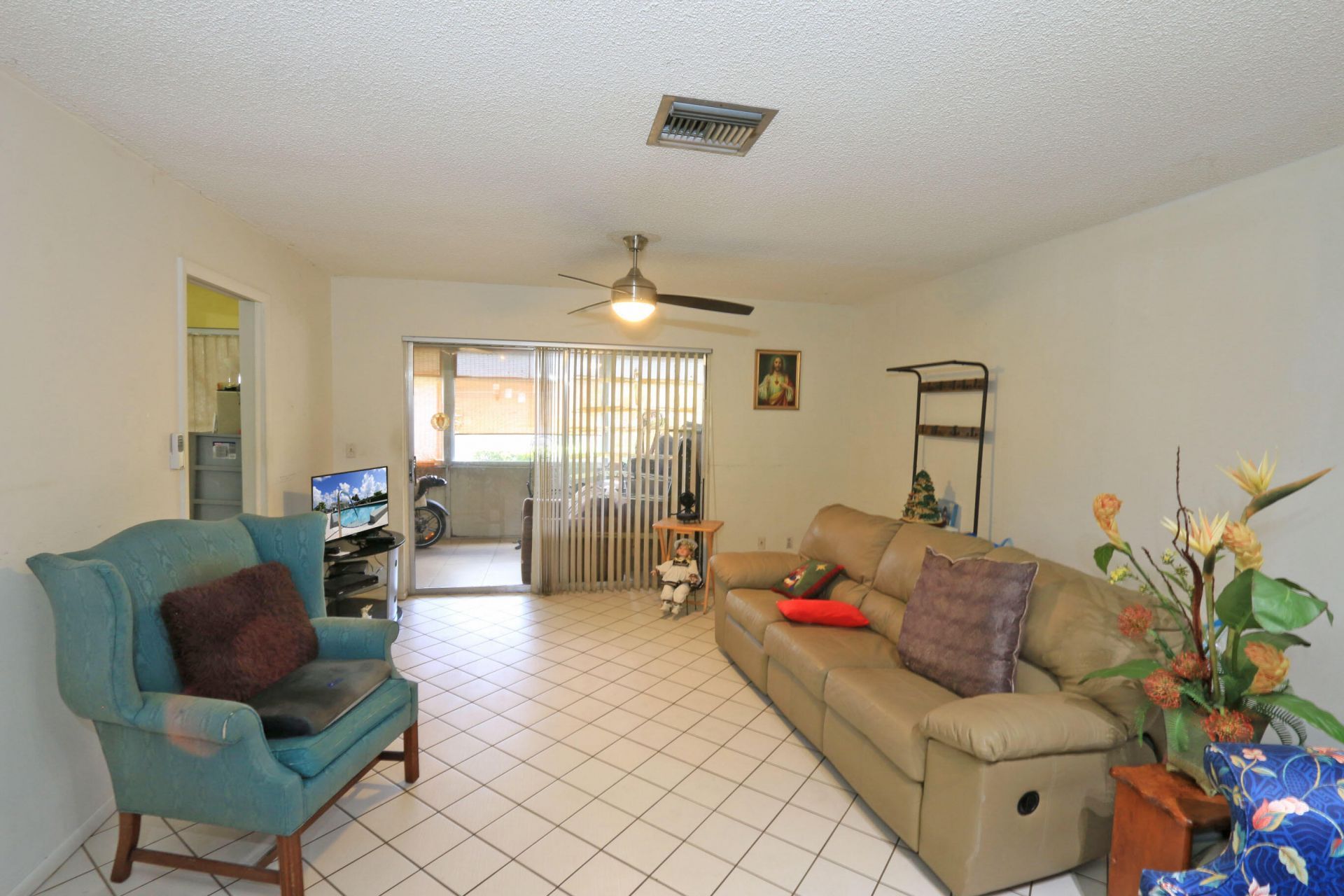 2886 Fernley Drive E, Unit 91, West Palm Beach, FL 33415 Photo