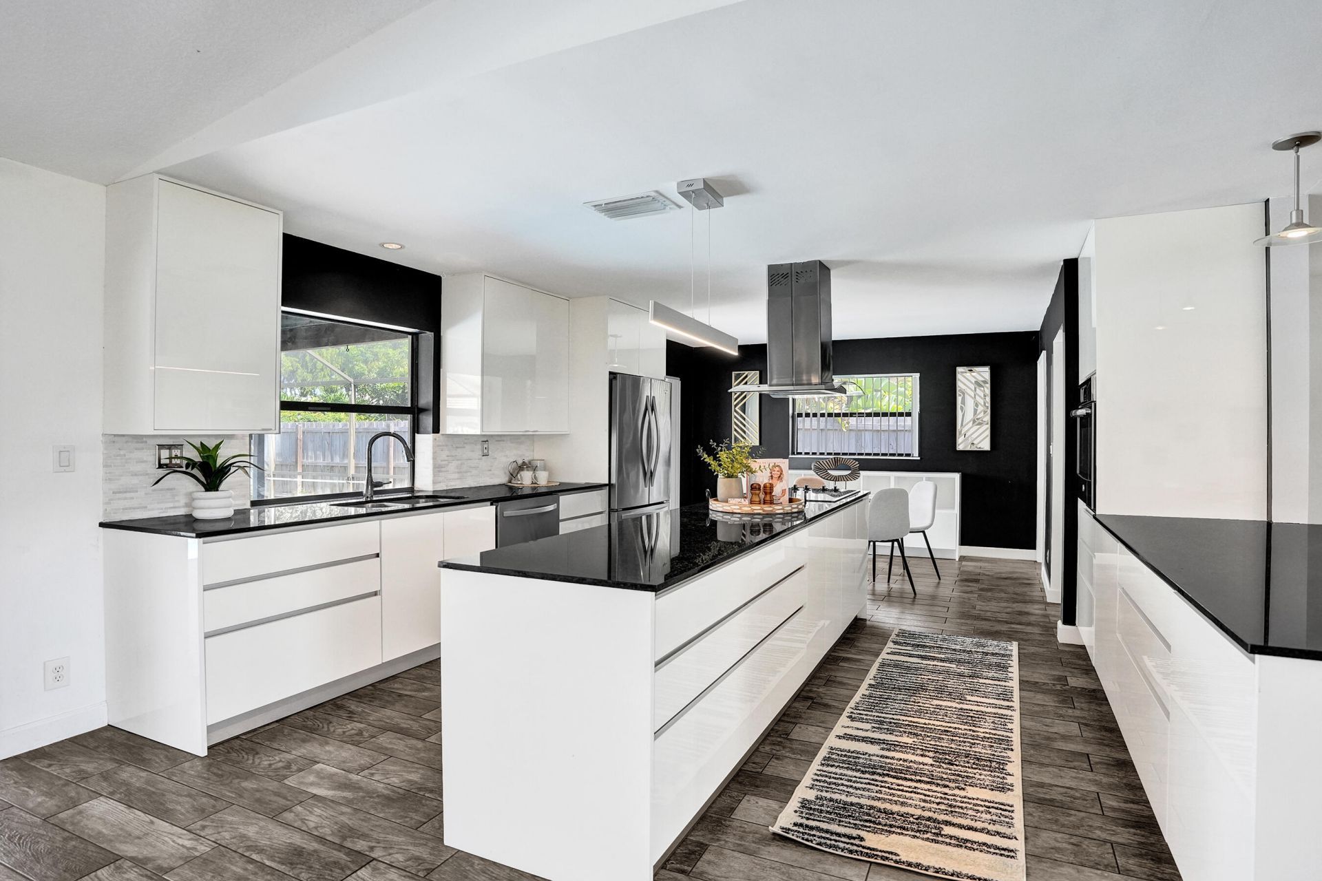 17679 Woodview Terrace, Boca Raton, FL 33487 Photo