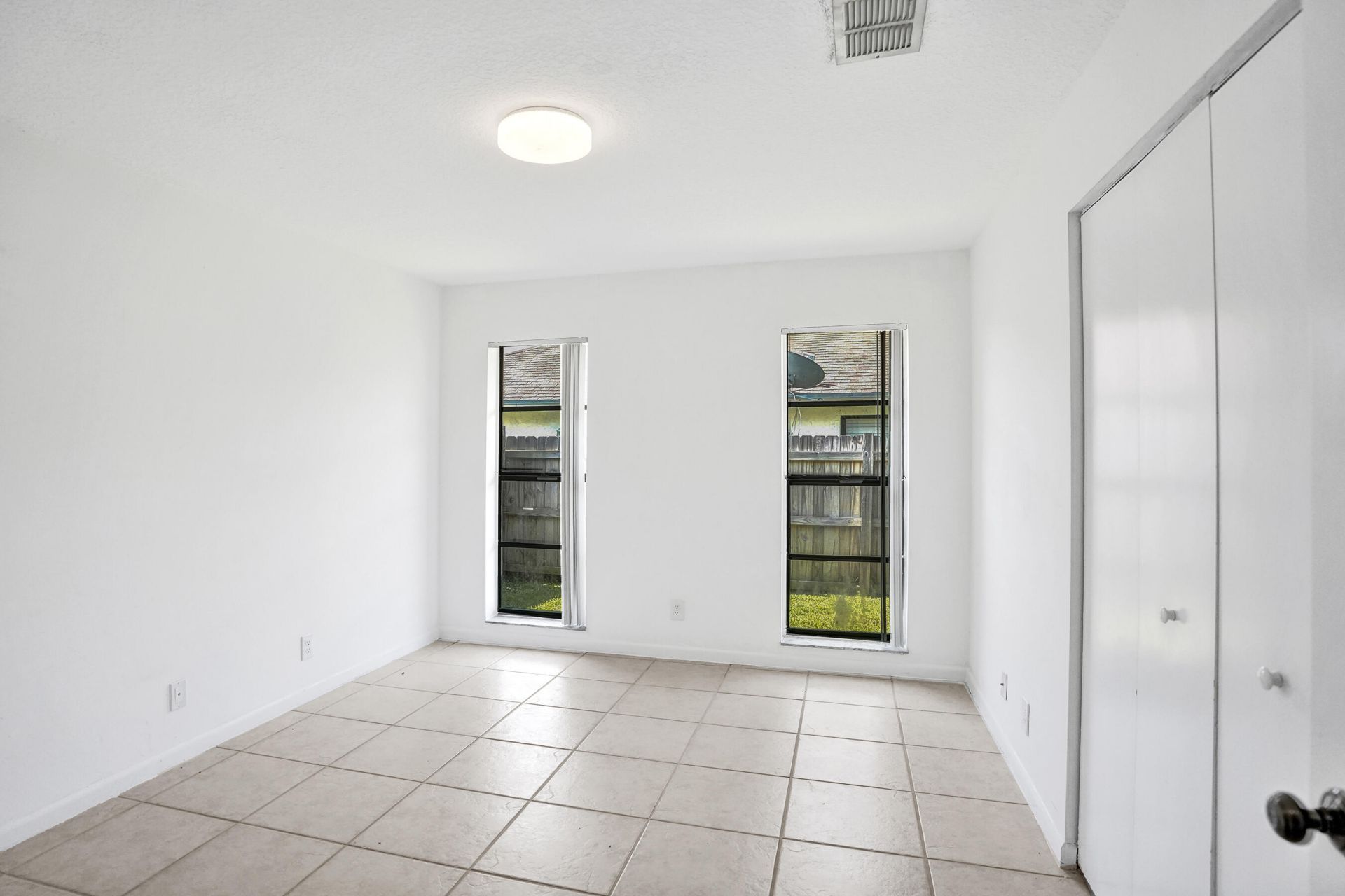 17679 Woodview Terrace, Boca Raton, FL 33487 Photo