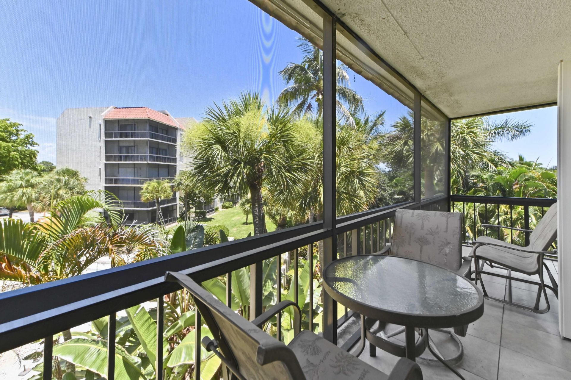 2550 Presidential Way, Unit 301, West Palm Beach, FL 33401 Photo