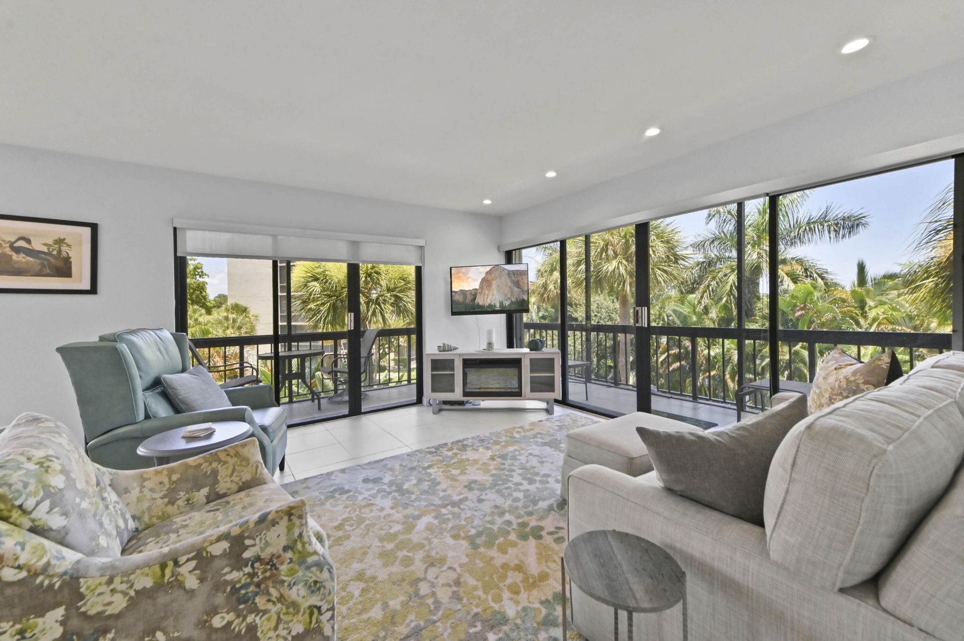 2550 Presidential Way, Unit 301, West Palm Beach, FL 33401 Photo