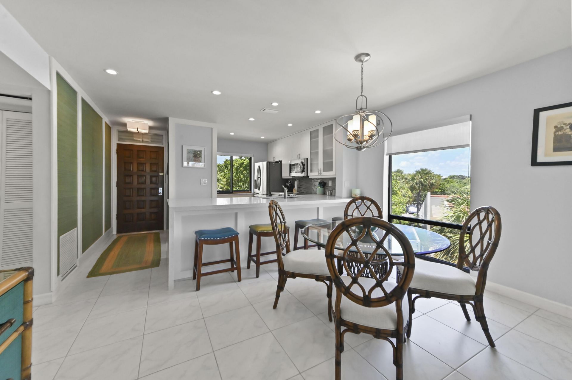 2550 Presidential Way, Unit 301, West Palm Beach, FL 33401 Photo