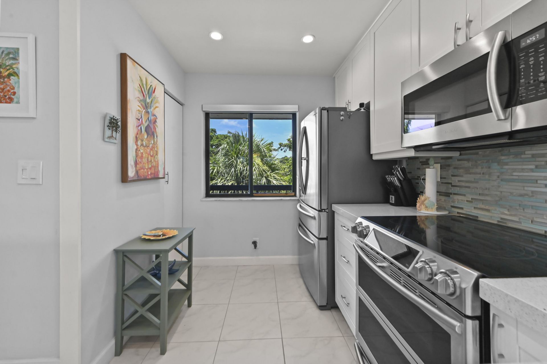 2550 Presidential Way, Unit 301, West Palm Beach, FL 33401 Photo