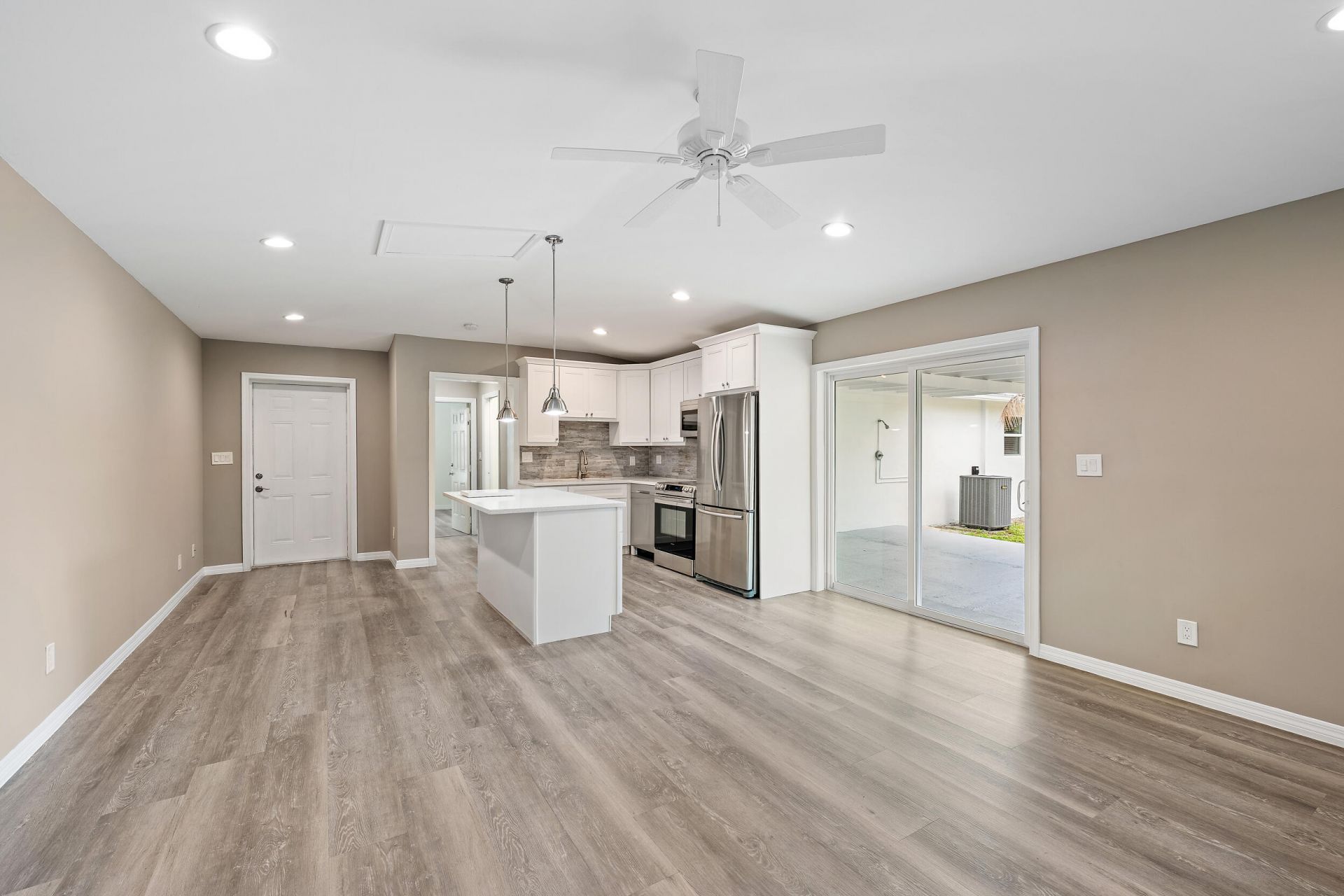 19144 SE Arnold Drive, Tequesta, FL 33469 Photo