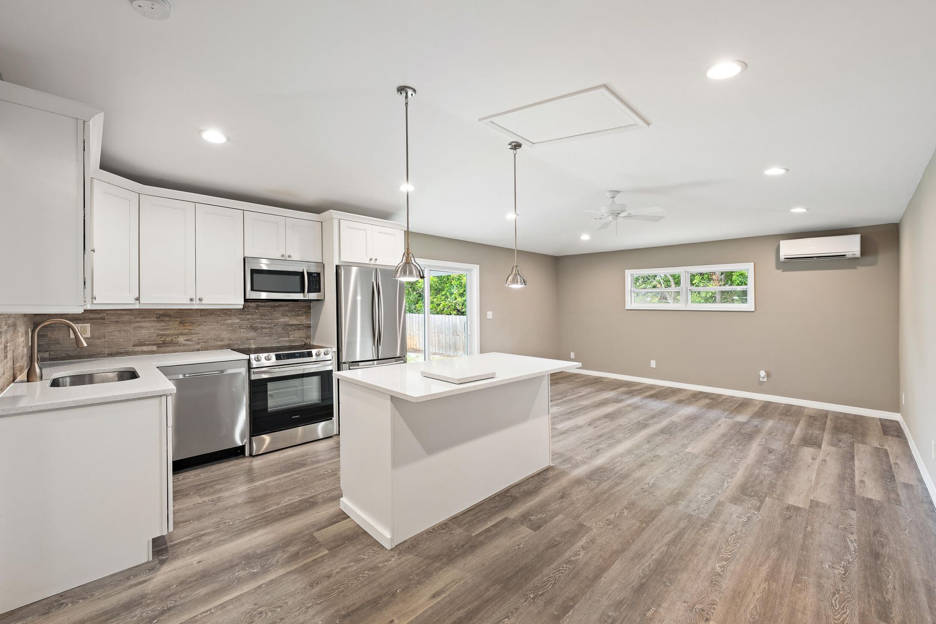 19144 SE Arnold Drive, Tequesta, FL 33469 Photo