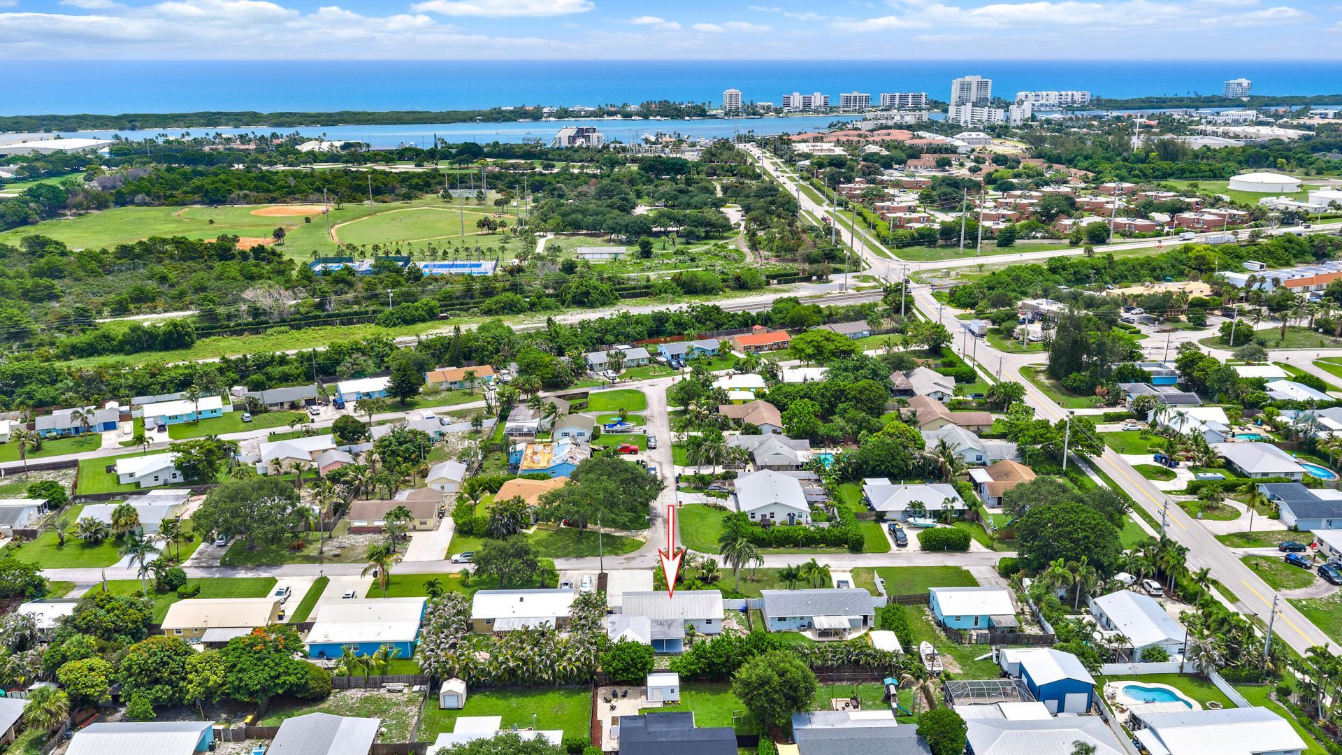 19144 SE Arnold Drive, Tequesta, FL 33469 Photo