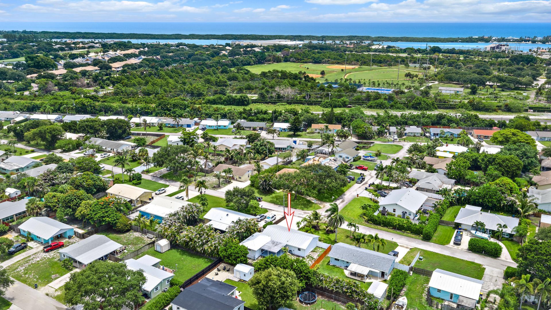 19144 SE Arnold Drive, Tequesta, FL 33469 Photo