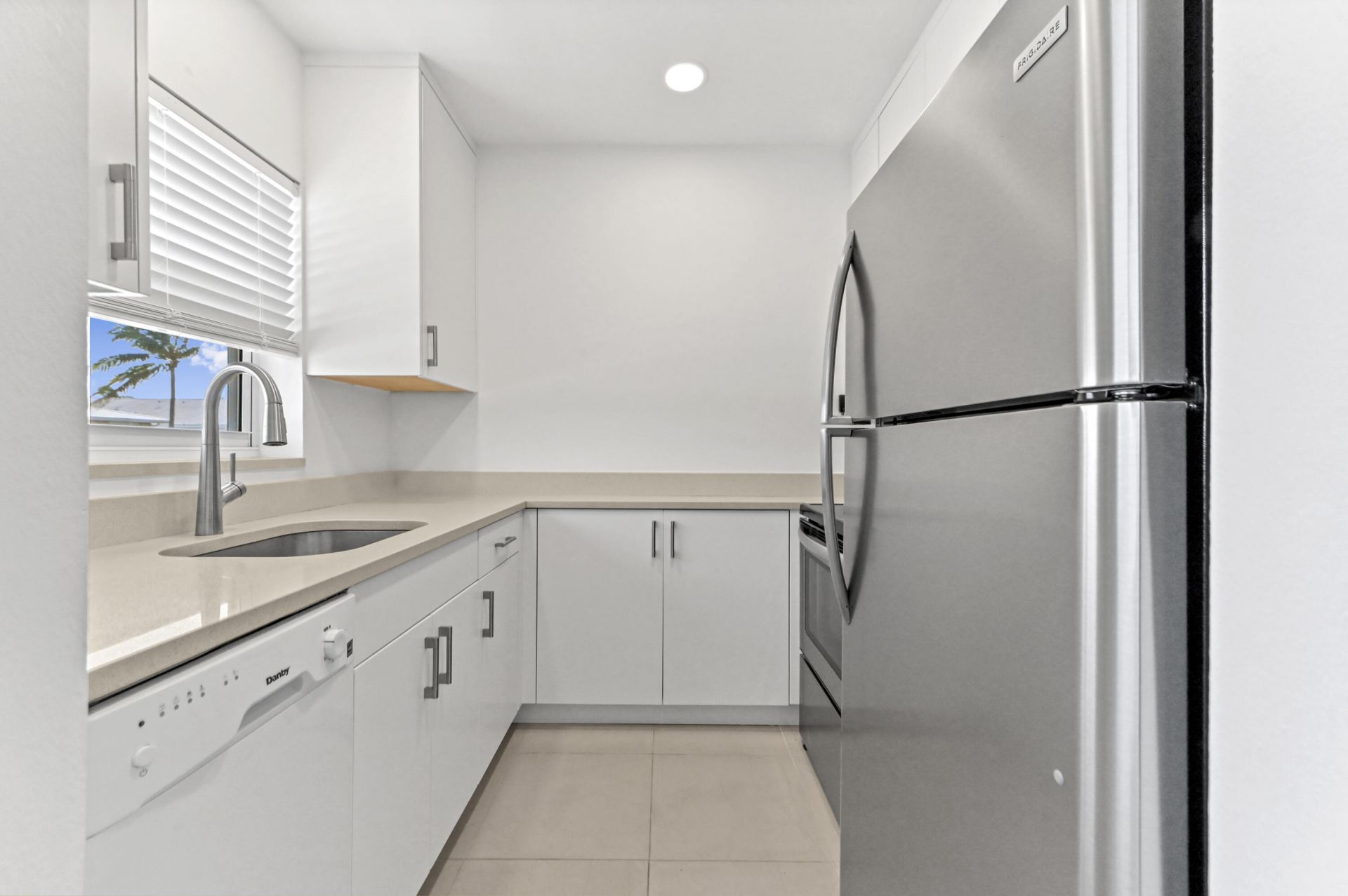 2755 NE 28th Avenue, Unit F-1, Lighthouse Point, FL 33064 Photo