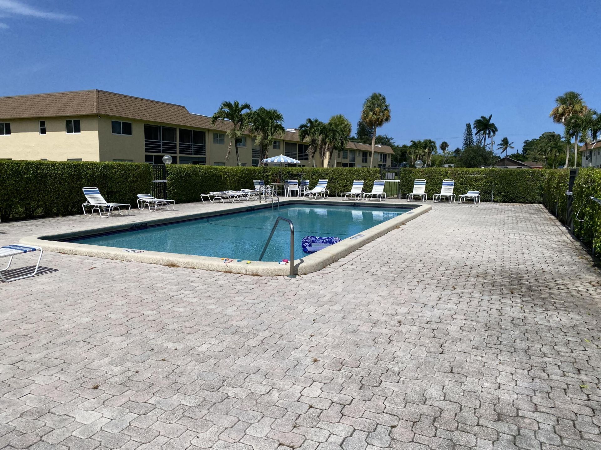 9949 Sandalfoot Boulevard, Unit 529, Boca Raton, FL 33428 Photo