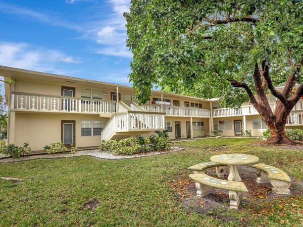 237 Farnham J, Deerfield Beach, FL 33442