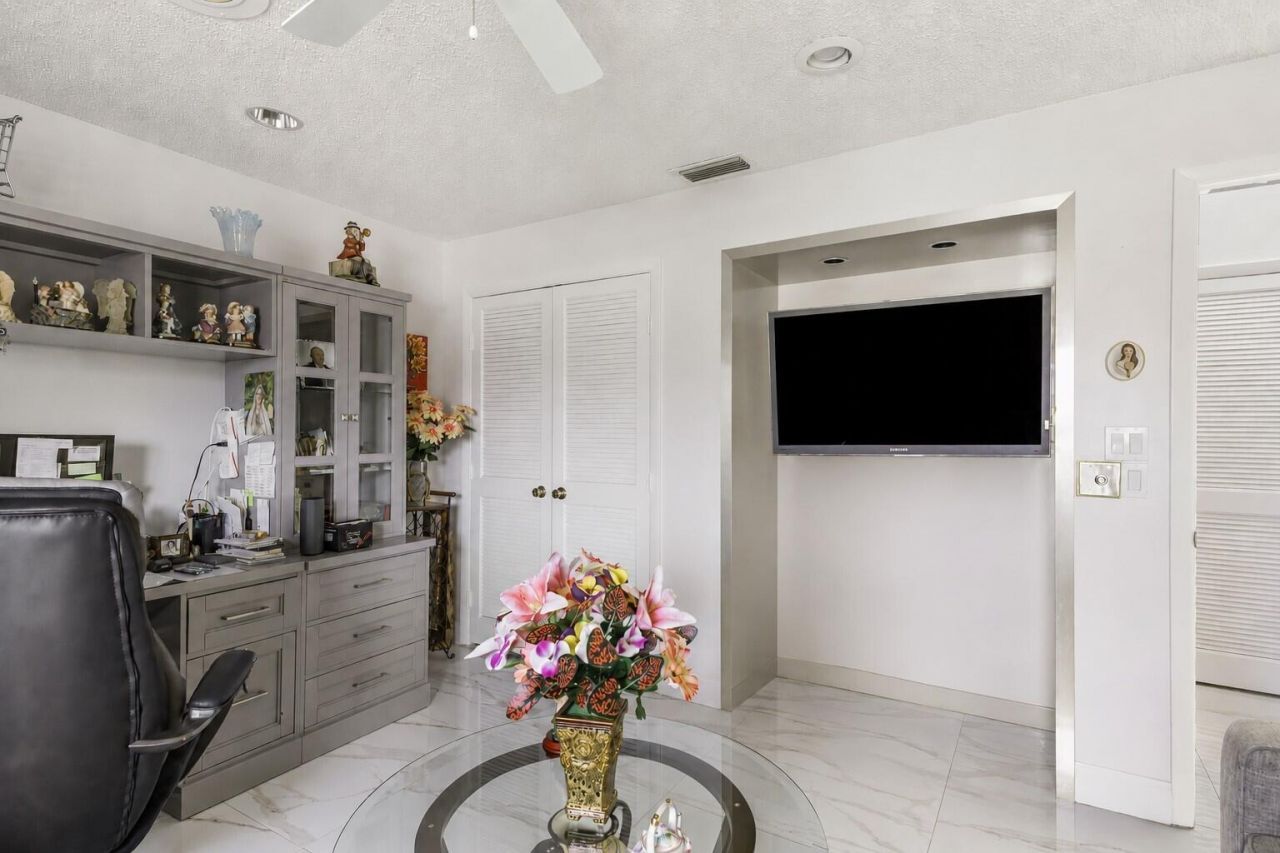 6858 Fountains Circle, Lake Worth, FL 33467 Photo