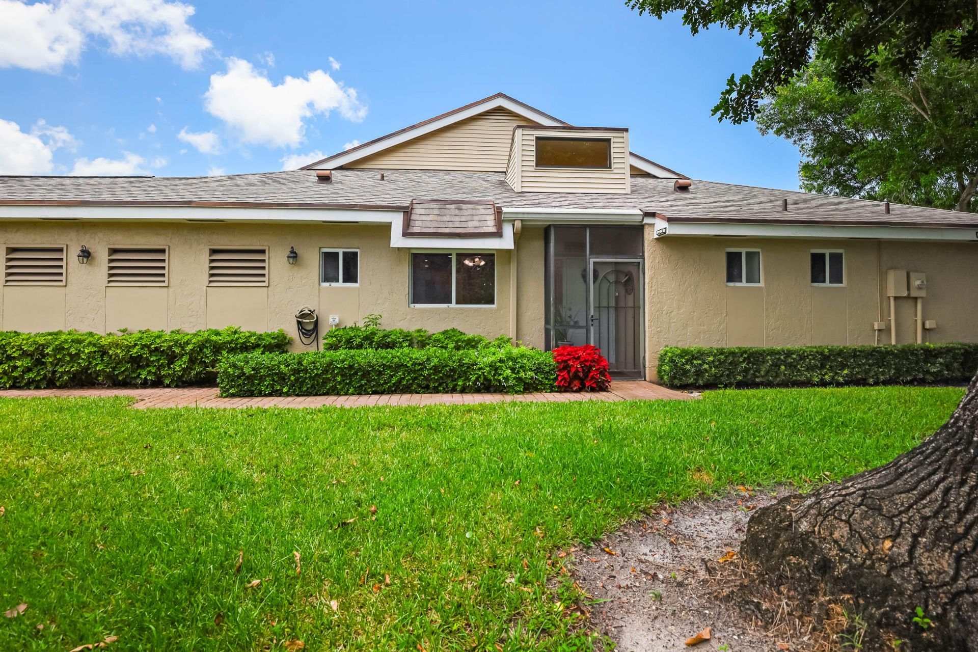 6858 Fountains Circle, Lake Worth, FL 33467 Photo