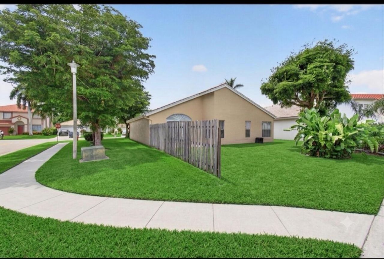 7116 Catalina Way, Lake Worth, FL 33467 Photo