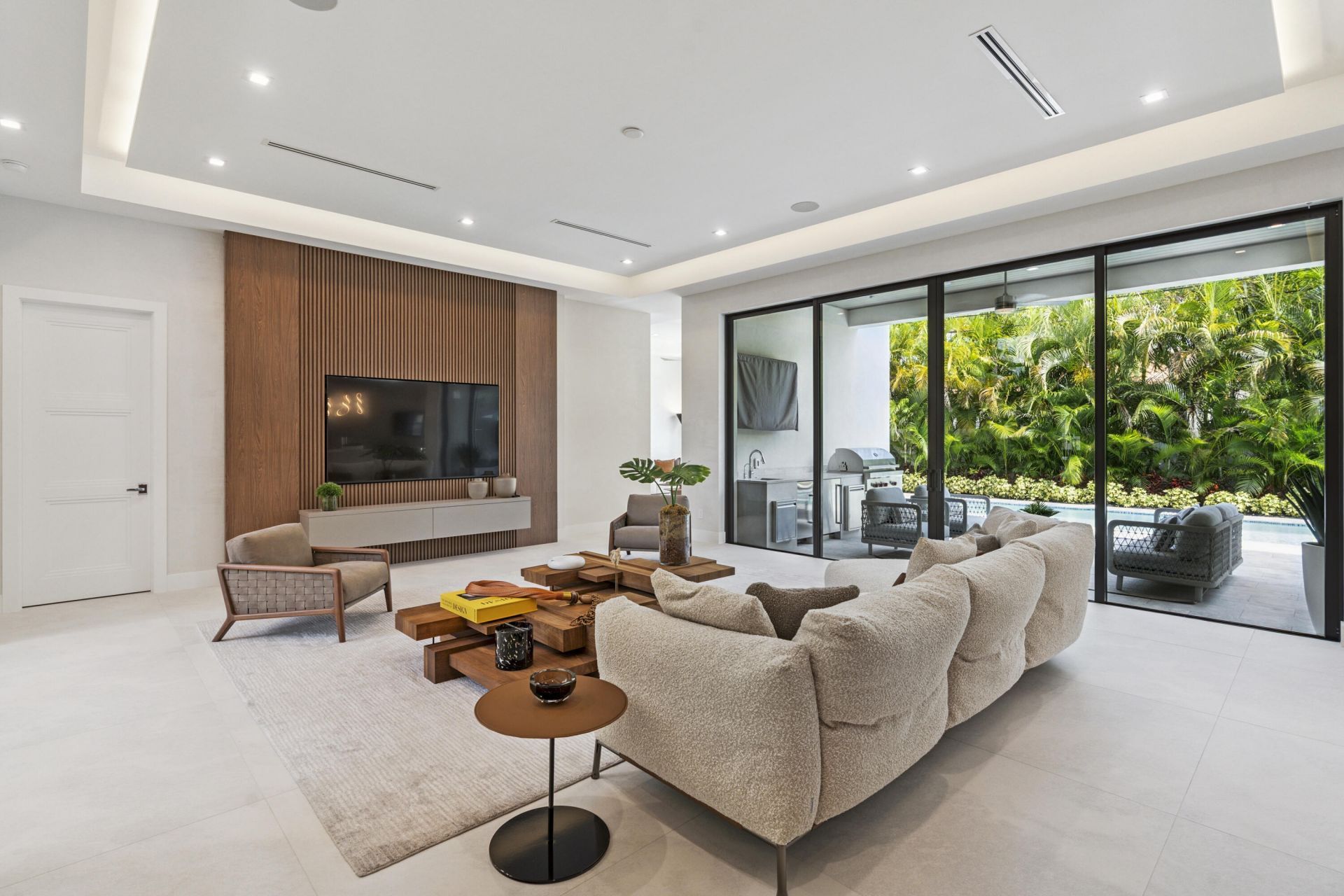 255 NE 3rd Street, Boca Raton, FL 33432 Photo