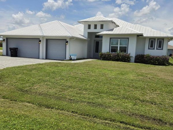 5231 NW Iredell Street, Port St. Lucie, FL 34986