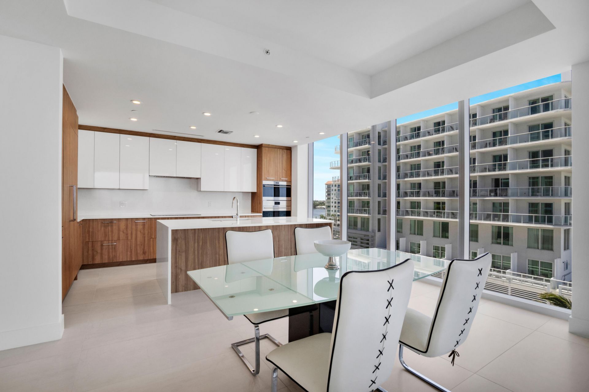 151 N Seabreeze Boulevard N, Unit 504, Fort Lauderdale, FL 33304 Photo