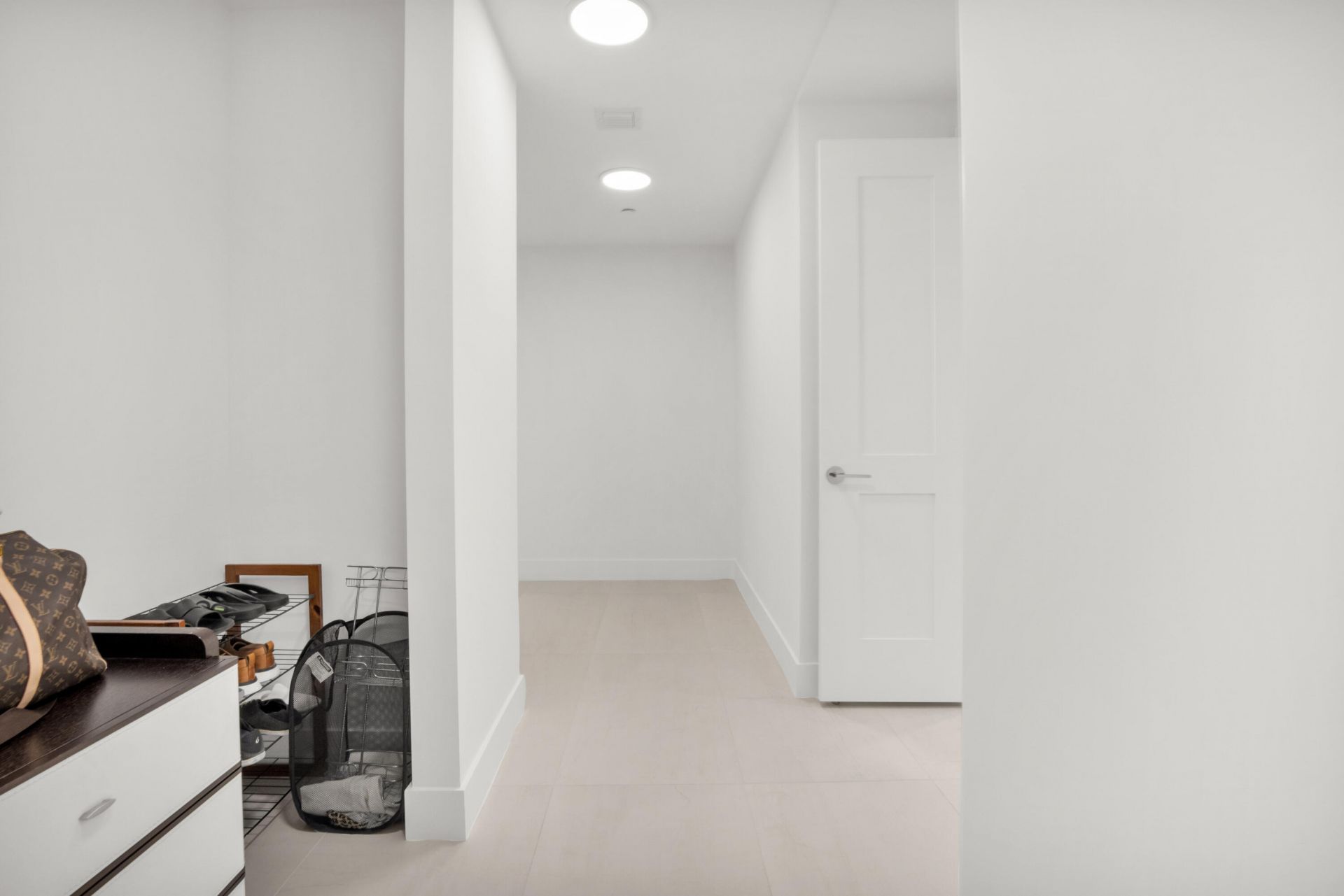151 N Seabreeze Boulevard N, Unit 504, Fort Lauderdale, FL 33304 Photo