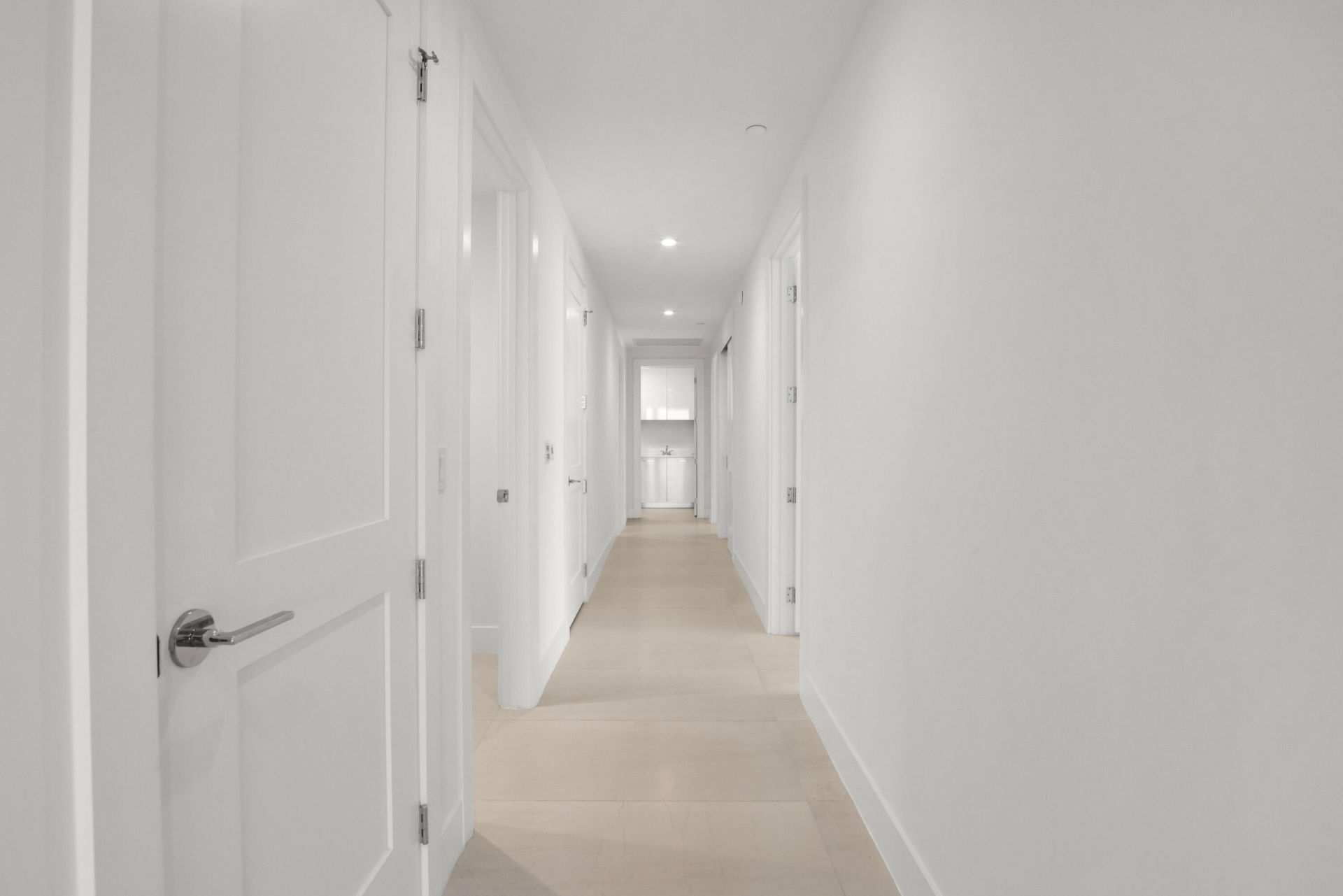 151 N Seabreeze Boulevard N, Unit 504, Fort Lauderdale, FL 33304 Photo