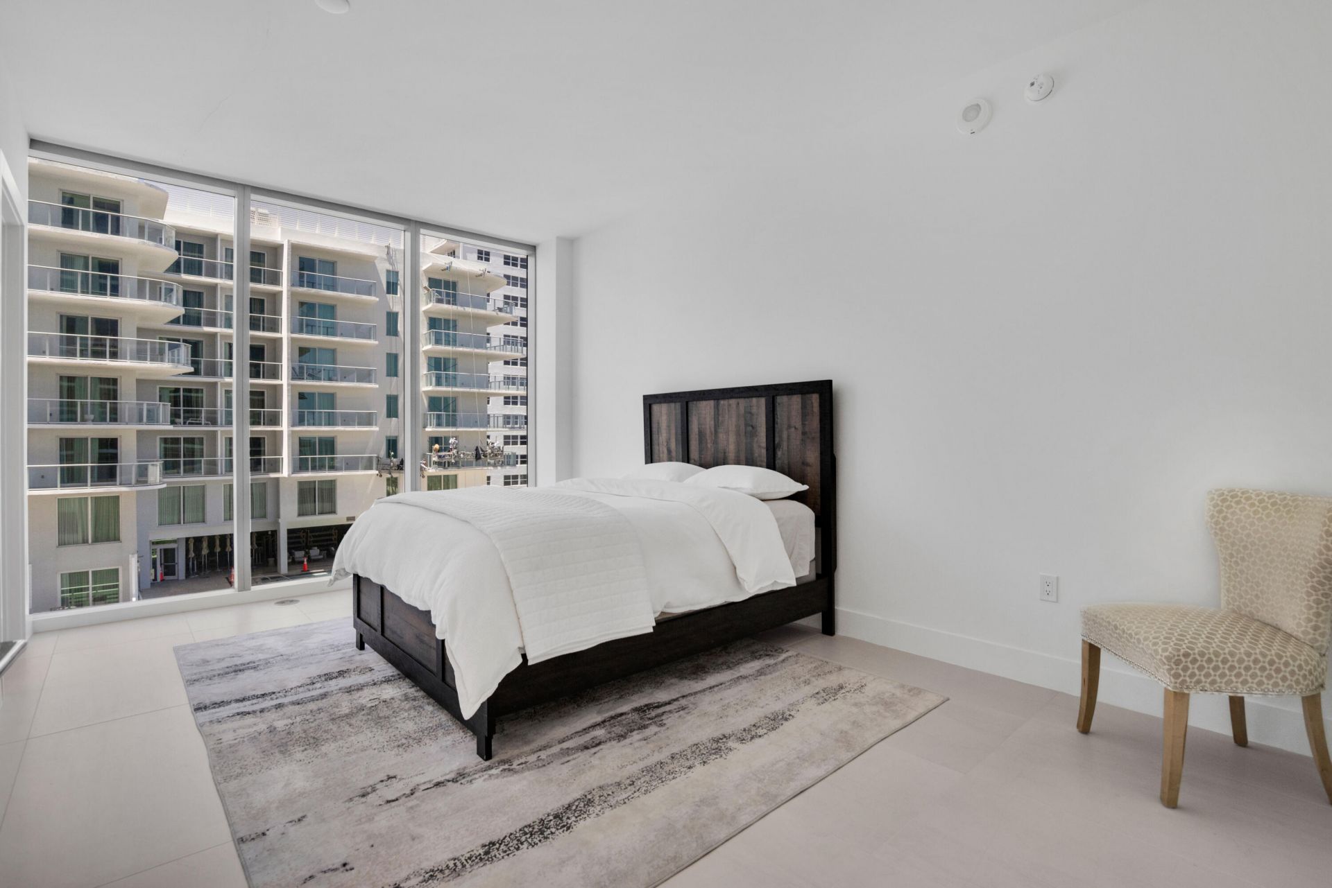 151 N Seabreeze Boulevard N, Unit 504, Fort Lauderdale, FL 33304 Photo