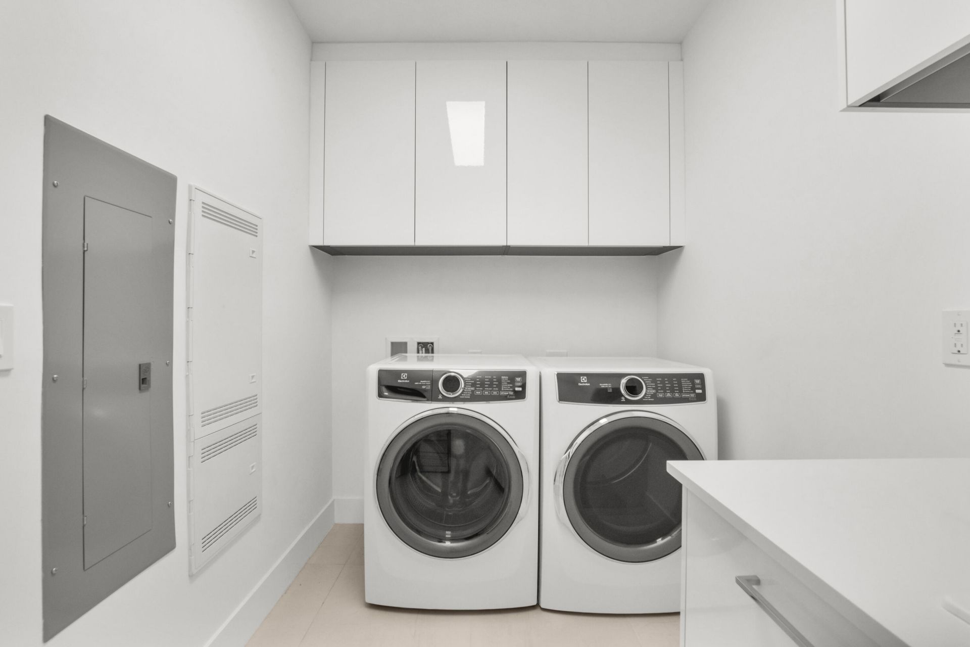 151 N Seabreeze Boulevard N, Unit 504, Fort Lauderdale, FL 33304 Photo