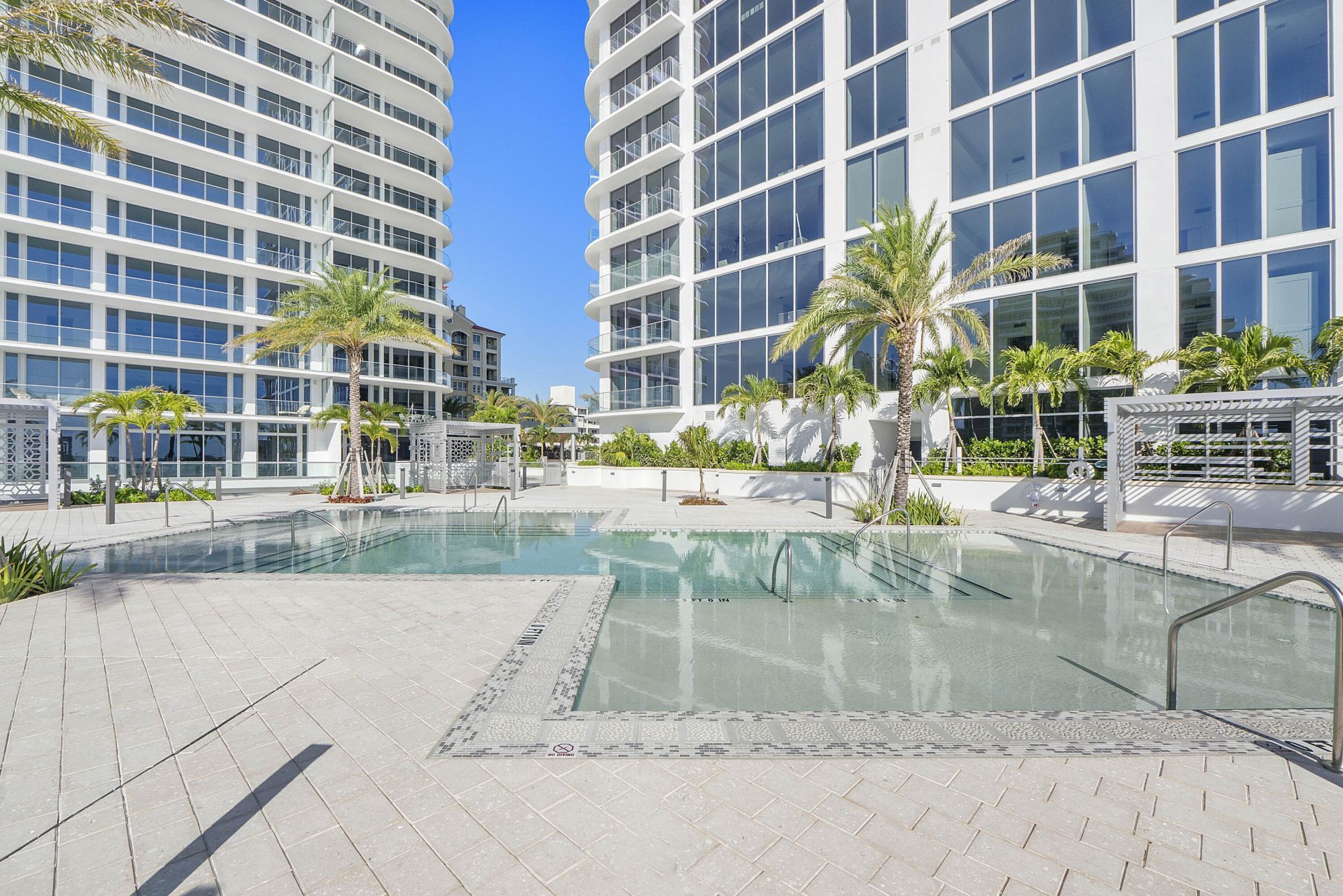 151 N Seabreeze Boulevard N, Unit 504, Fort Lauderdale, FL 33304 Photo