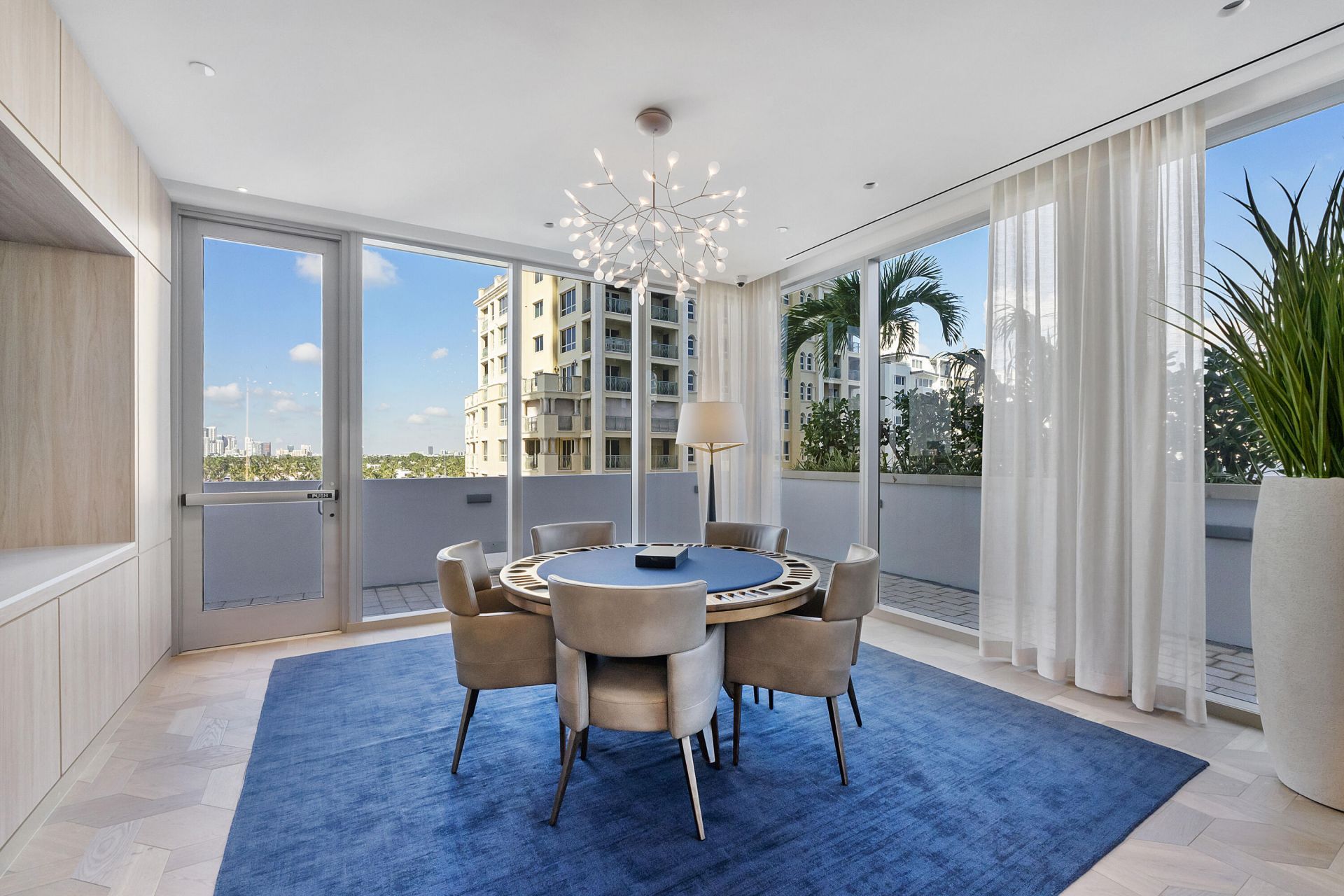 151 N Seabreeze Boulevard N, Unit 504, Fort Lauderdale, FL 33304 Photo