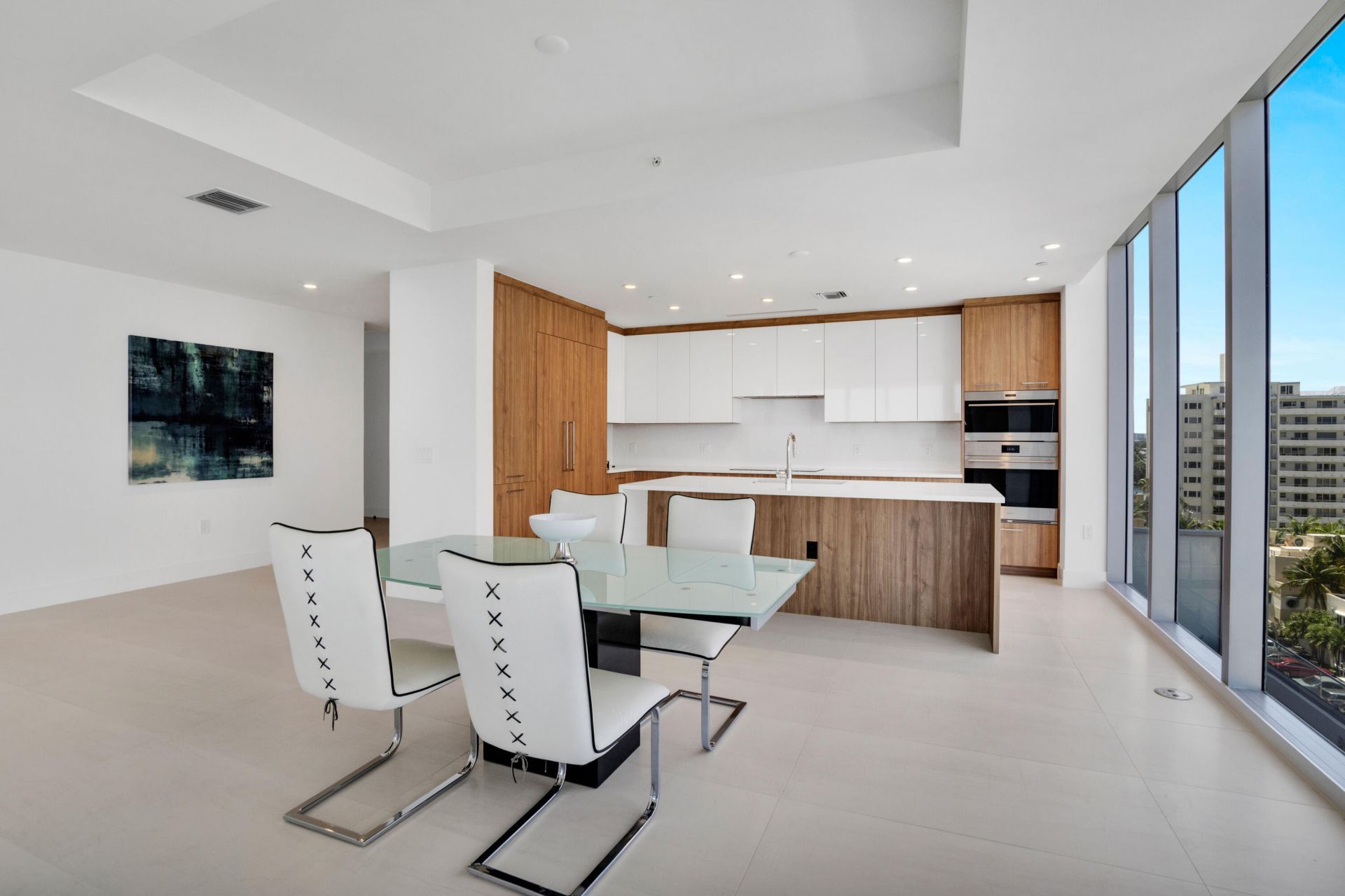 151 N Seabreeze Boulevard N, Unit 504, Fort Lauderdale, FL 33304 Photo