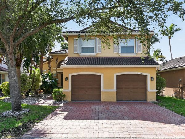 5287 SW 38th Way, Fort Lauderdale, FL 33312