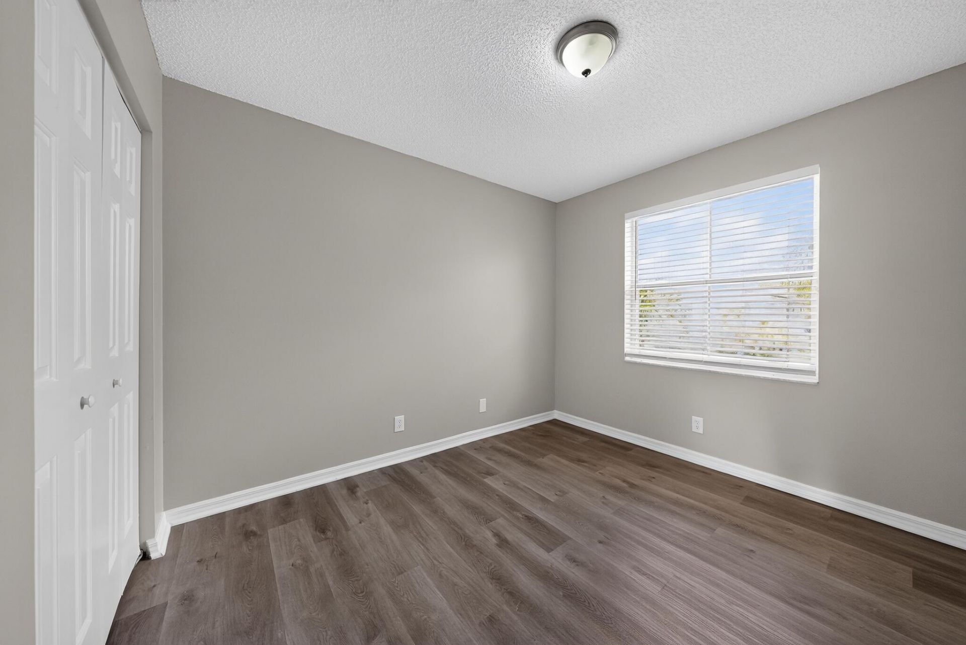 5287 SW 38th Way, Fort Lauderdale, FL 33312 Photo