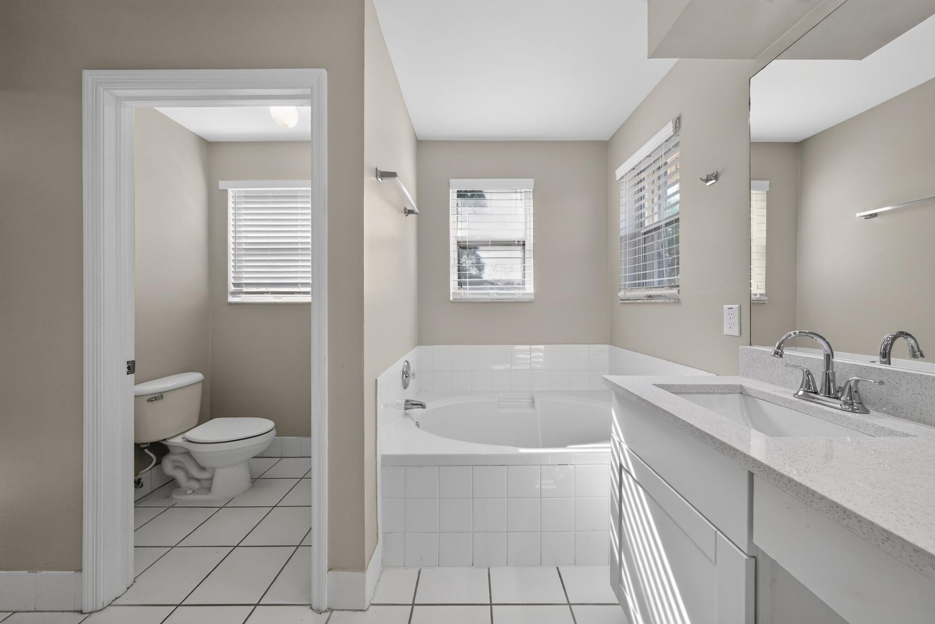 5287 SW 38th Way, Fort Lauderdale, FL 33312 Photo