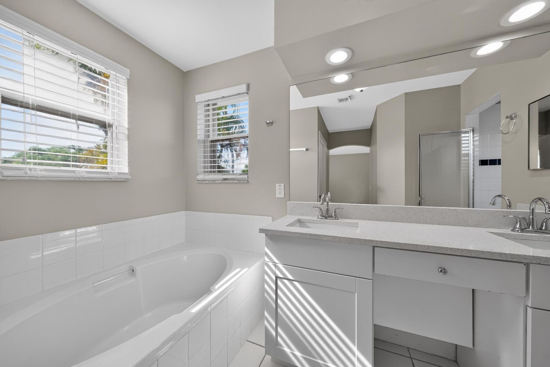 5287 SW 38th Way, Fort Lauderdale, FL 33312 Photo