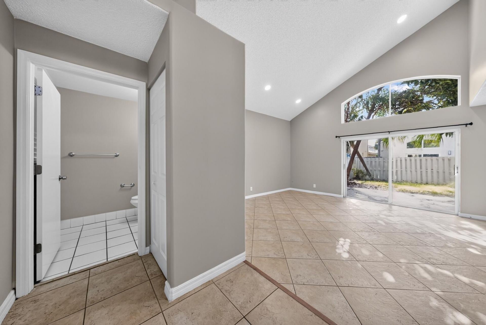 5287 SW 38th Way, Fort Lauderdale, FL 33312 Photo