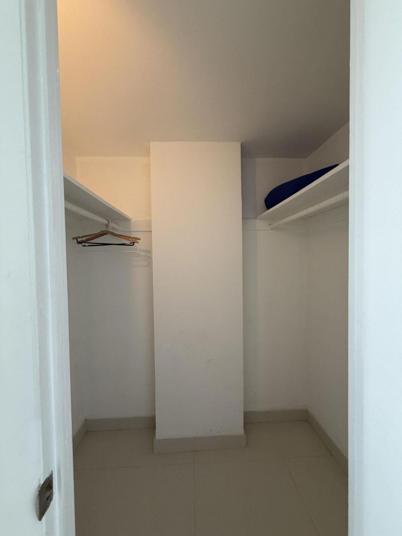 19390 Collins Avenue, Unit 1603, Sunny Isles Beach, FL 33160 Photo