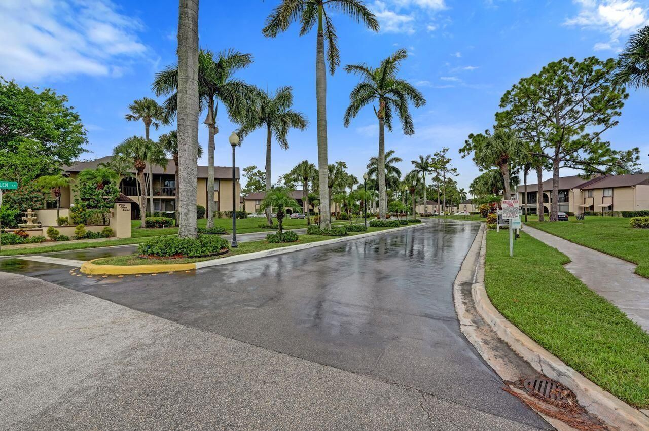 429 Pine Glen Lane, Unit C-2, Greenacres, FL 33463 Photo