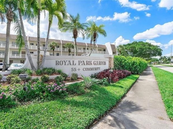 6700 ROYAL PALM Boulevard, Unit 203D, Margate, FL 33063