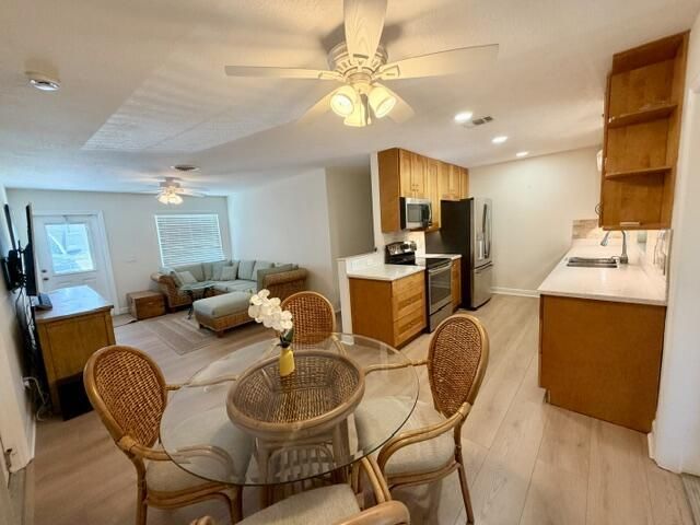 3132 NE Savannah Road, Jensen Beach, FL 34957 Photo