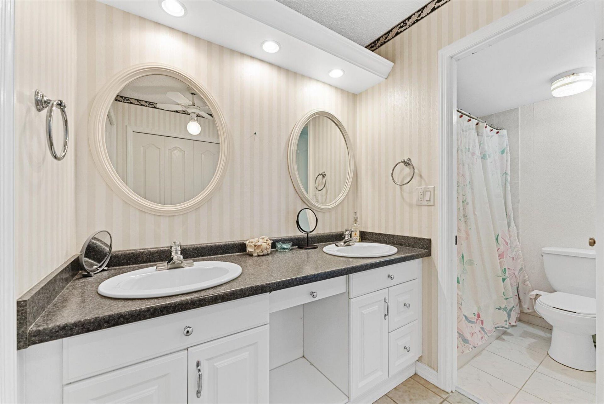 3540 S Ocean Boulevard, Unit 604, South Palm Beach, FL 33480 Photo